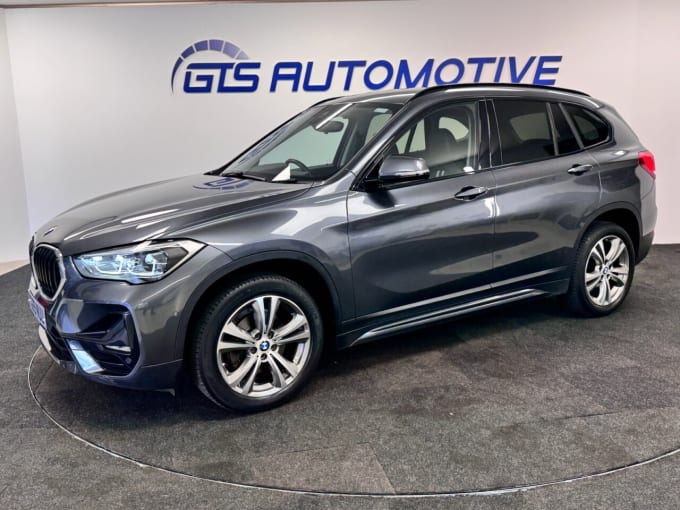 2025 BMW X1