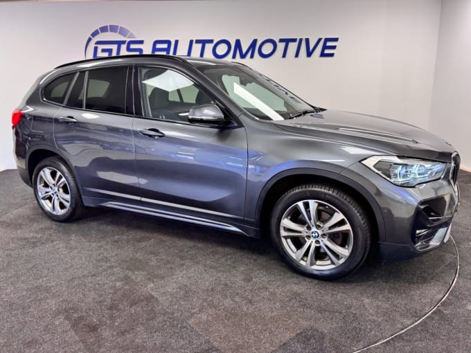 2025 BMW X1