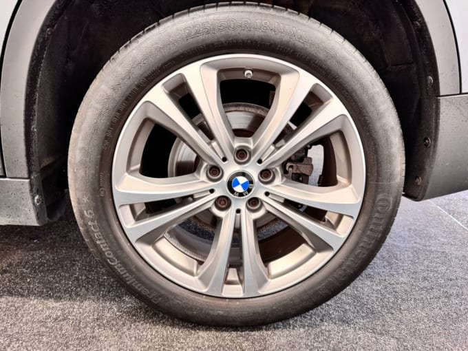 2025 BMW X1