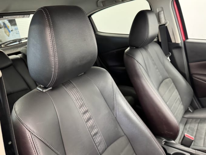 2025 Mazda Mazda2