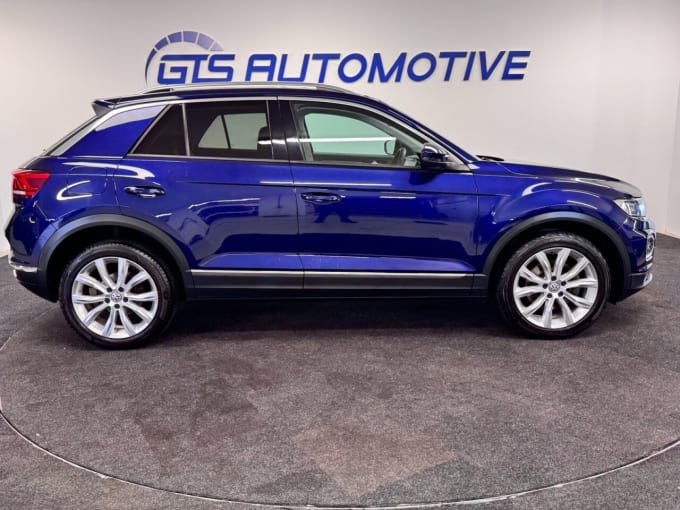 2025 Volkswagen T-roc