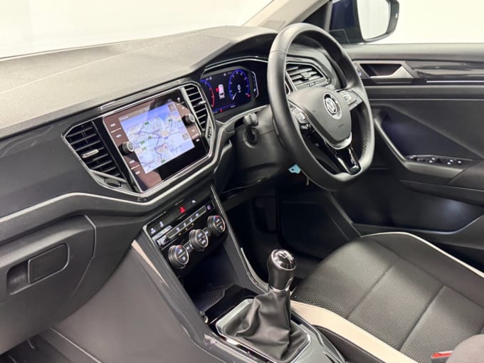 2025 Volkswagen T-roc