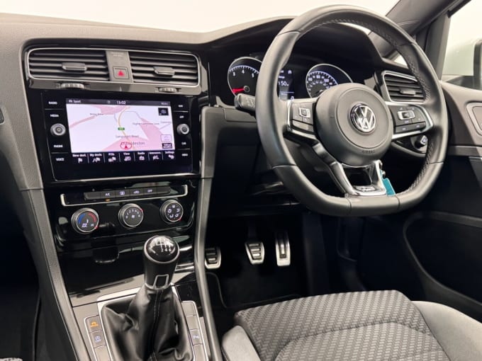 2025 Volkswagen Golf