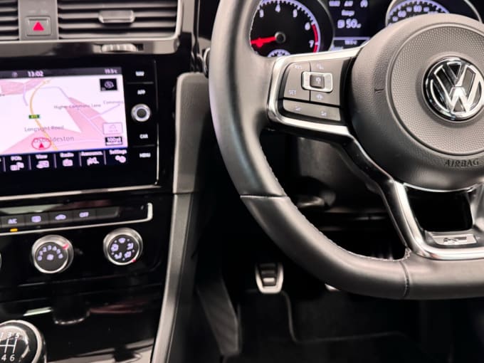 2025 Volkswagen Golf