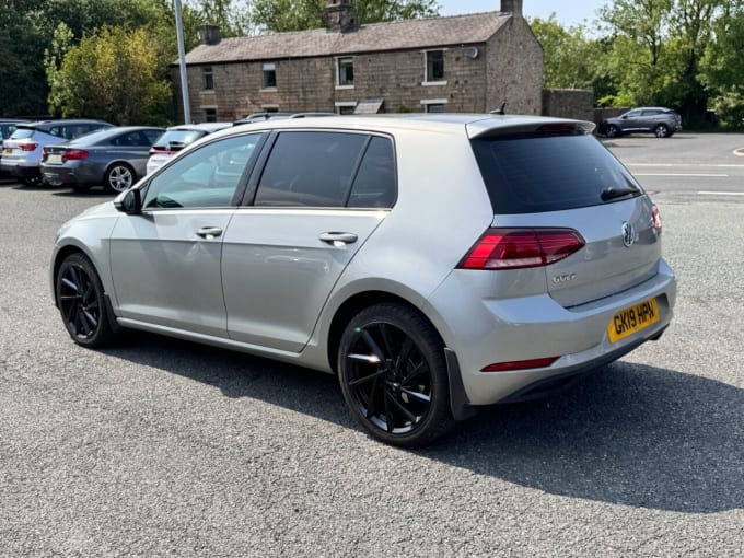 2025 Volkswagen Golf