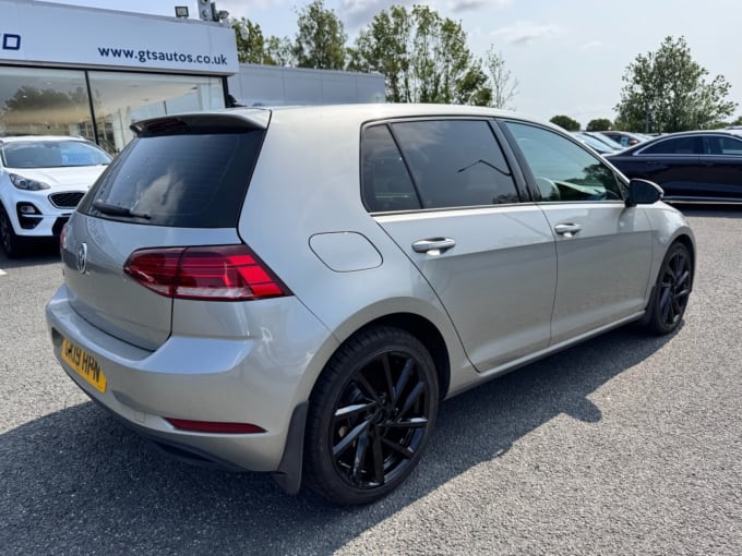 2025 Volkswagen Golf