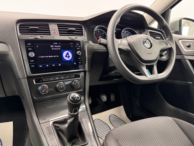 2025 Volkswagen Golf