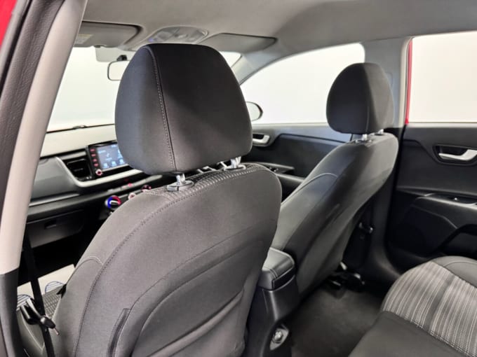 2025 Kia Stonic