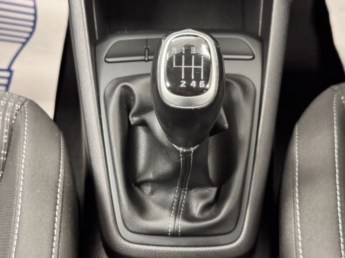 2025 Kia Stonic