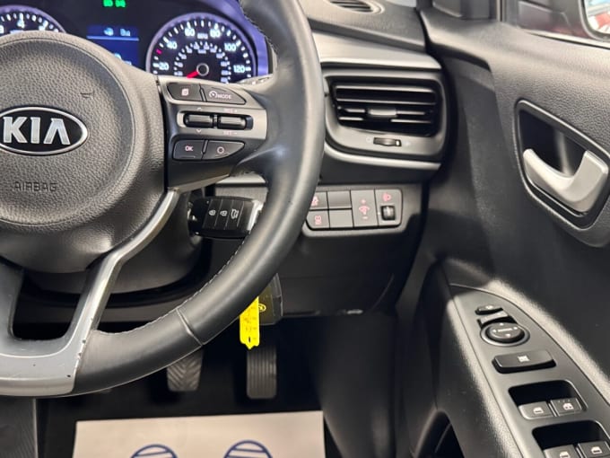 2025 Kia Stonic