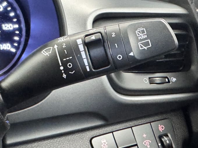 2025 Kia Stonic