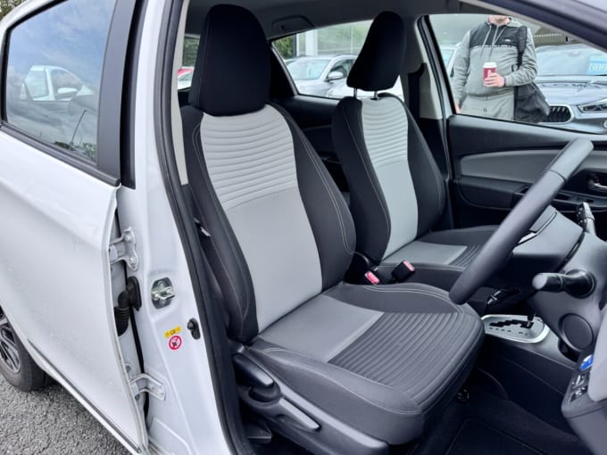 2025 Toyota Yaris