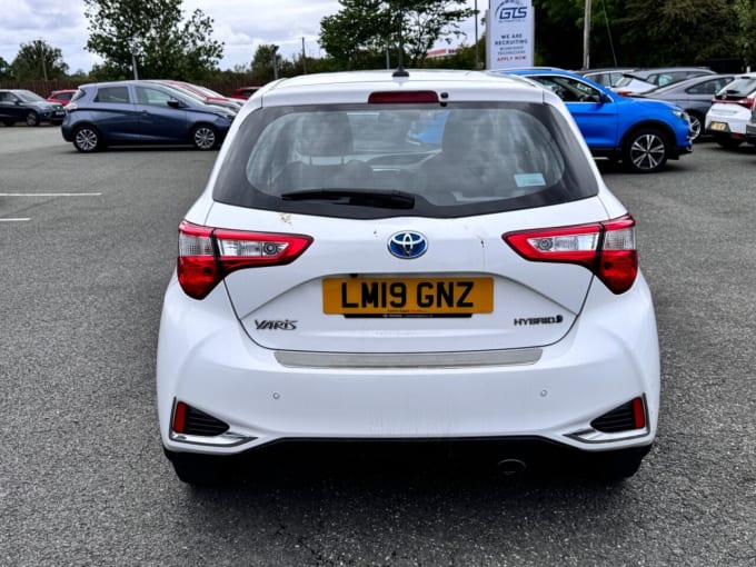 2025 Toyota Yaris