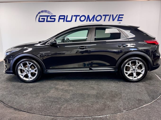 2025 Kia Xceed