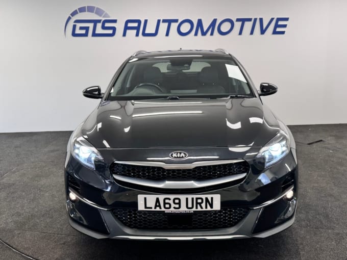 2025 Kia Xceed