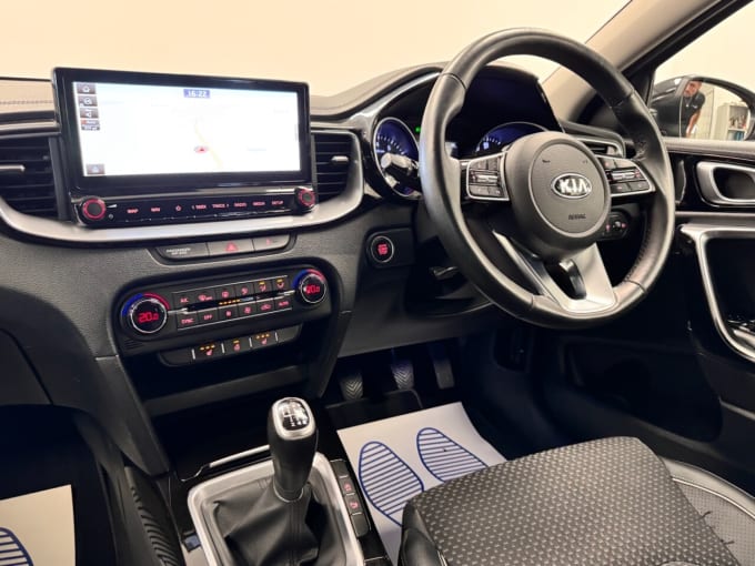 2025 Kia Xceed