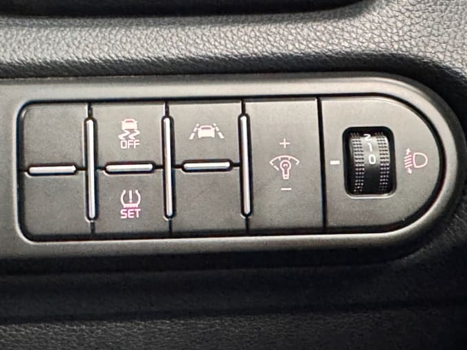 2025 Kia Xceed