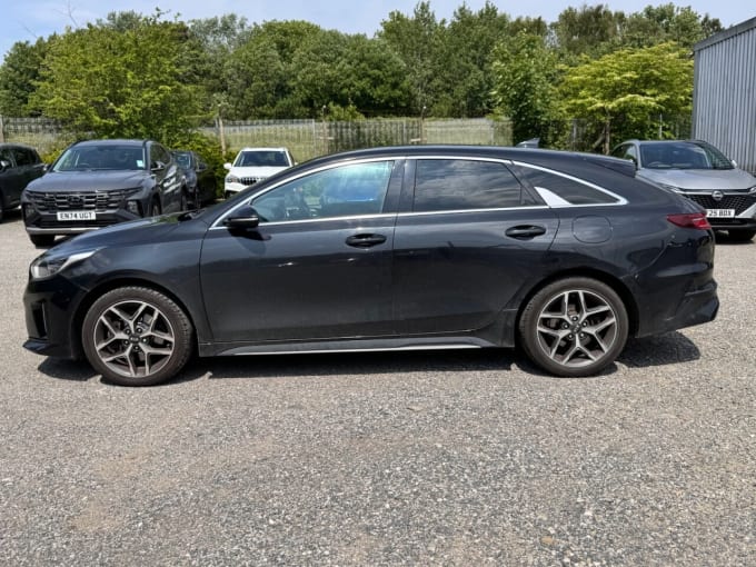 2025 Kia Pro Ceed Shooting Brake