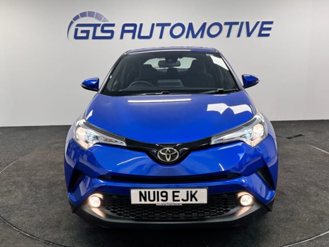 2025 Toyota C-hr