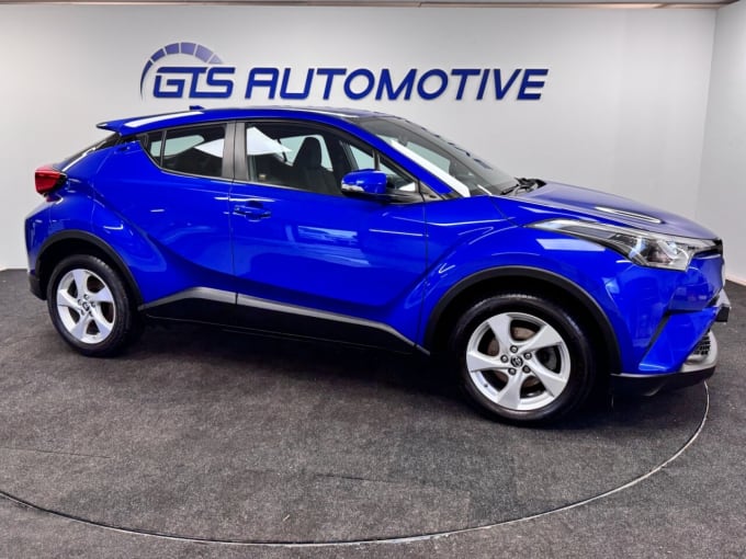 2025 Toyota C-hr