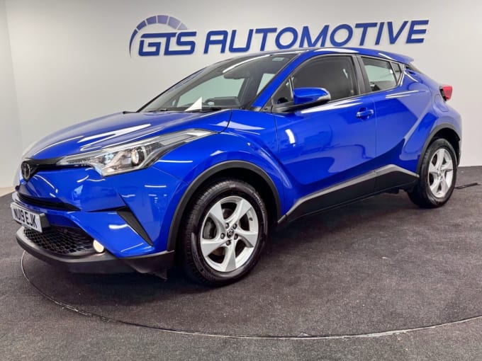 2025 Toyota C-hr