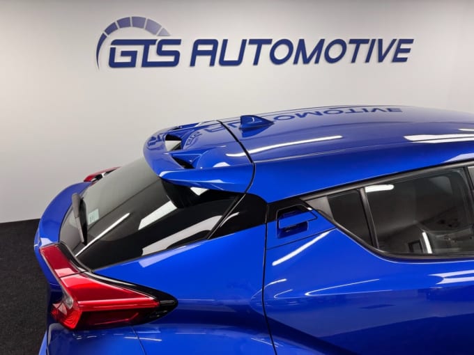 2025 Toyota C-hr