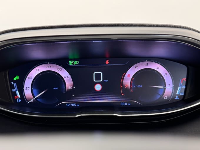 2025 Peugeot 5008