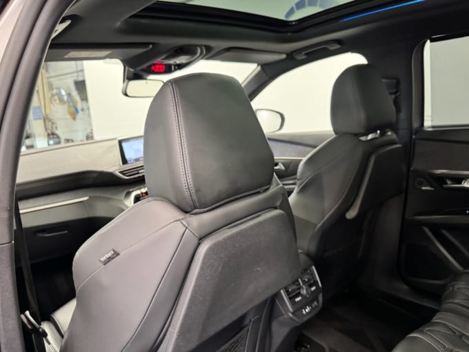 2025 Peugeot 5008