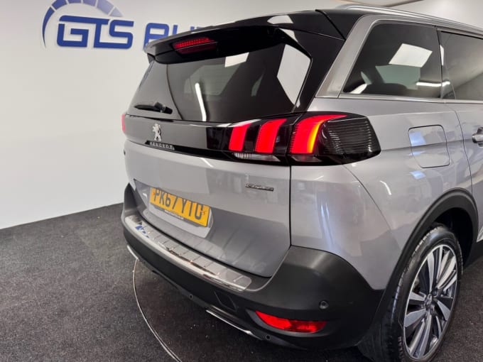2025 Peugeot 5008