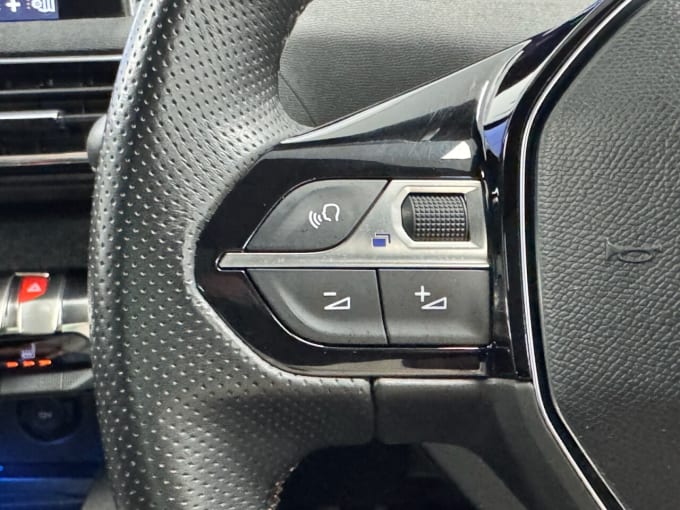 2025 Peugeot 5008