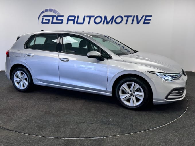 2025 Volkswagen Golf