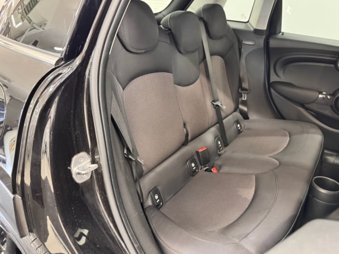 2025 Mini Hatch
