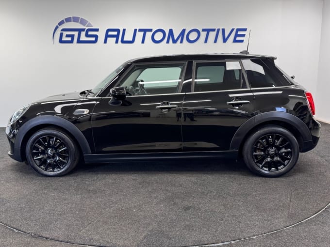 2025 Mini Hatch