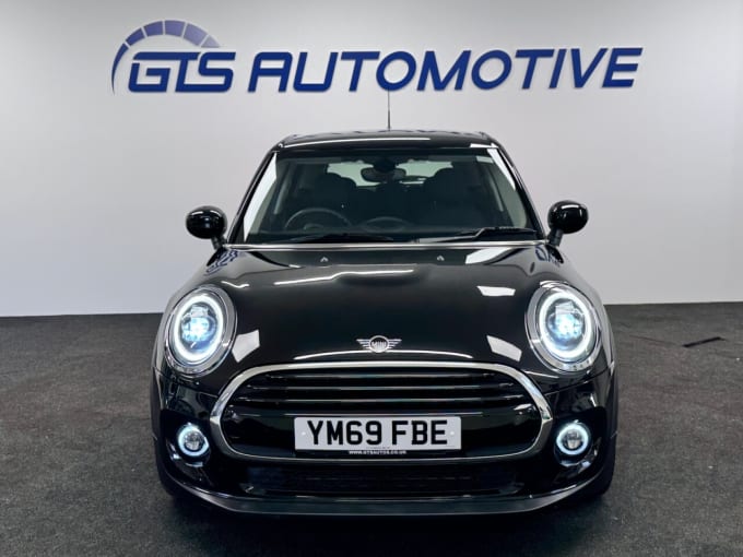 2025 Mini Hatch