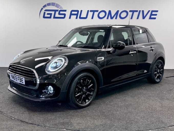 2025 Mini Hatch