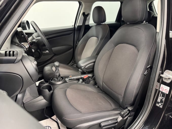 2025 Mini Hatch