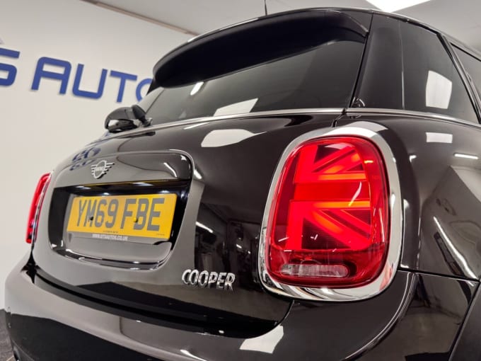 2025 Mini Hatch