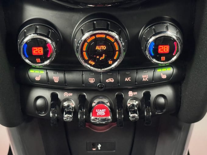 2025 Mini Hatch