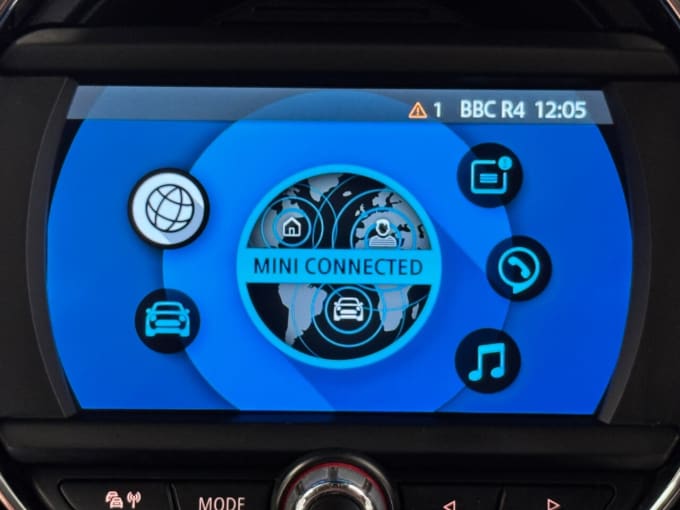 2025 Mini Hatch