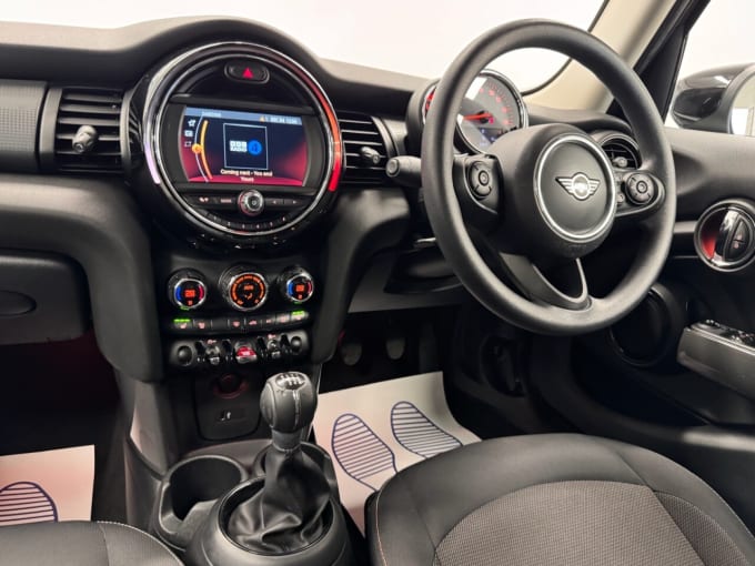 2025 Mini Hatch