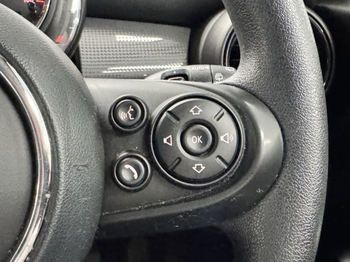 2025 Mini Hatch