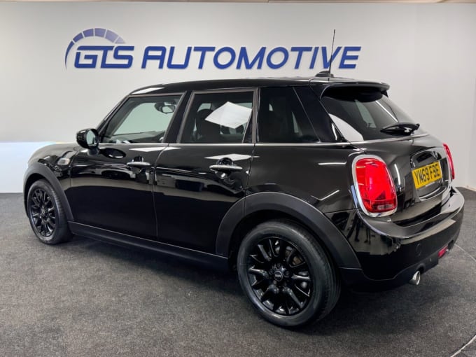 2025 Mini Hatch