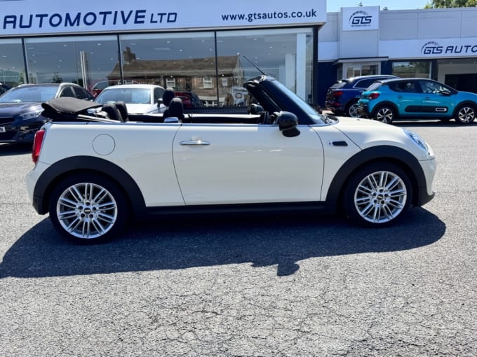 2025 Mini Convertible