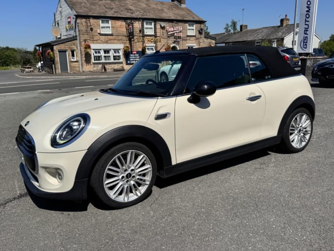 2025 Mini Convertible