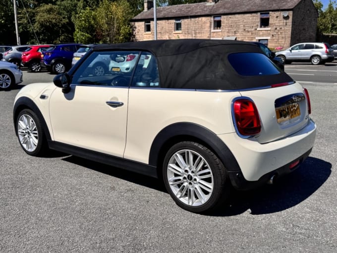 2025 Mini Convertible