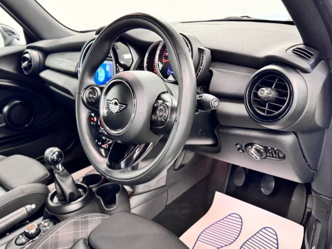 2025 Mini Convertible