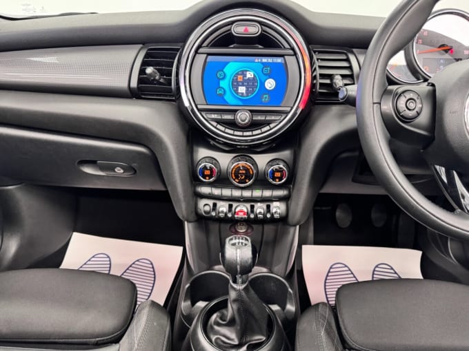 2025 Mini Convertible