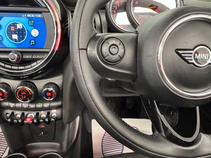2025 Mini Convertible