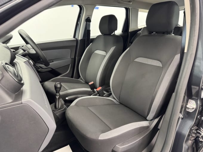 2025 Dacia Duster