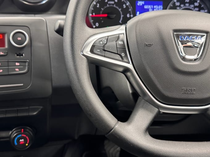 2025 Dacia Duster